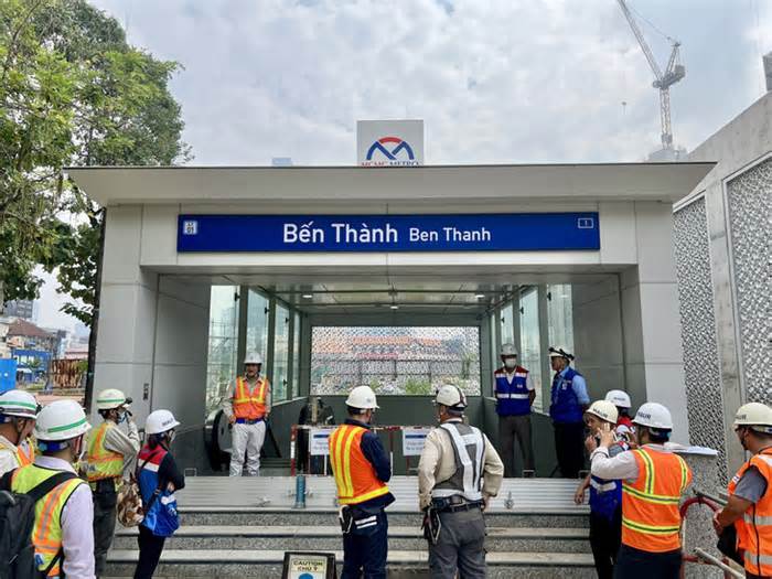 Metro Bến Thành - Suối Tiên lắp cửa chống ngập ở 3 ga ngầm