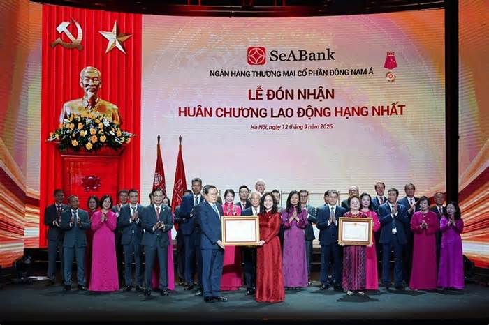 Doanh nhân Nguyễn Thị Nga được trao tặng danh hiệu Anh hùng Lao động, Ngân hàng SeABank nhận Huân chương Lao động hạng nhất và bằng khen từ Bộ Công an