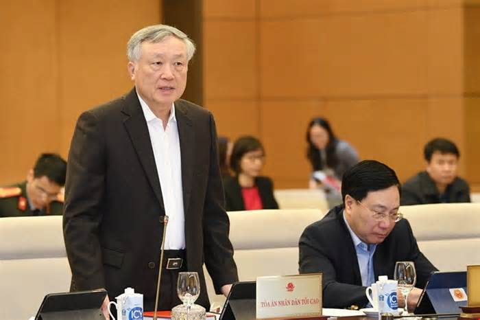 Ủy ban Thường vụ Quốc hội chất vấn Chánh án Nguyễn Hoà Bình, Viện trưởng Lê Minh Trí