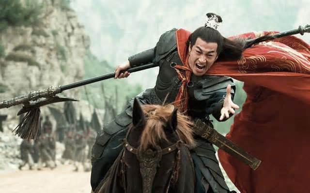 Vì sao Lữ Bố mạnh hơn bội phần khi cưỡi ngựa Xích Thố?