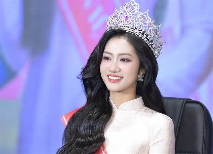 Hoa hậu Hà Trúc Linh về Đắk Lắk
