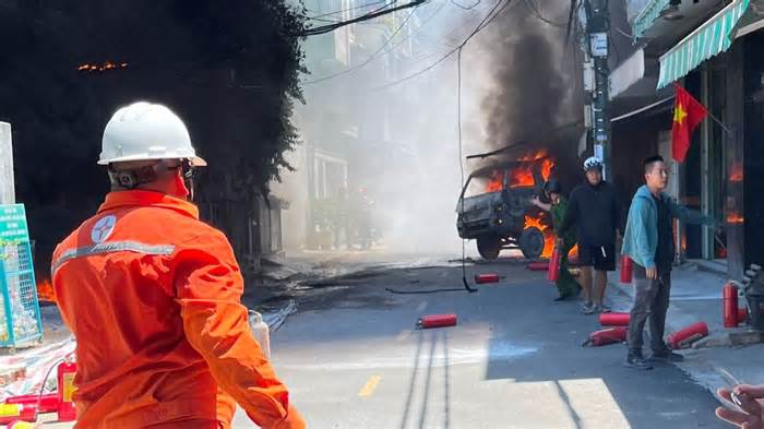 Cháy ở khu dân cư Đà Nẵng, hàng trăm hộ dân hốt hoảng