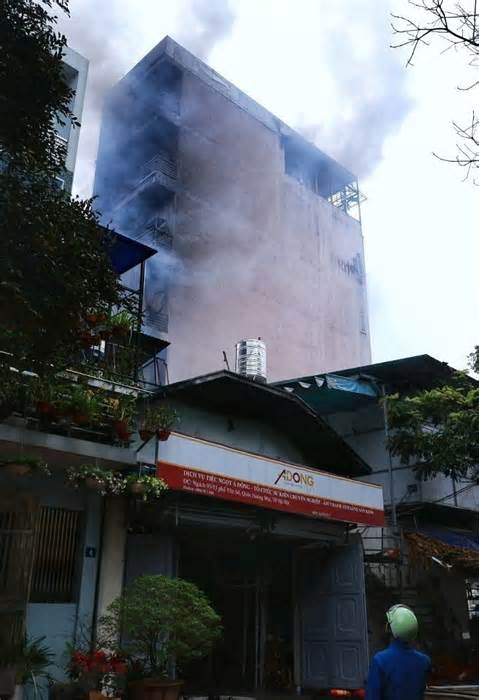 Hà Nội: Cháy lớn tại khu tái định cư Yên Sở