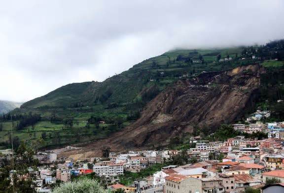 Mưa lớn kéo dài gây lở đất ở Ecuador khiến 16 người thiệt mạng