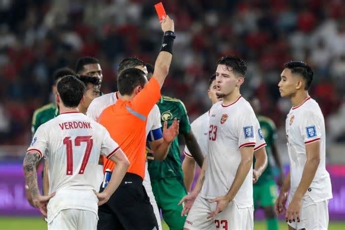 Sau Malaysia, đến lượt 4 tuyển thủ nhập tịch Indonesia bị đình chỉ vì cáo buộc thi đấu sai tư cách