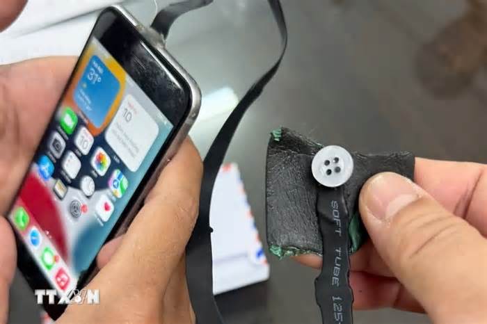 Phát hiện thí sinh sử dụng thiết bị công nghệ cao gian lận thi sát hạch lái xe