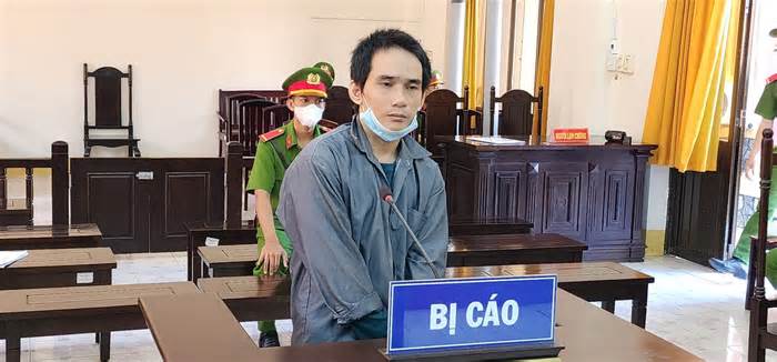 'Siêu trộm' chuyên lấy tàu cao tốc chở khách ở Phú Quốc lĩnh 12 năm tù