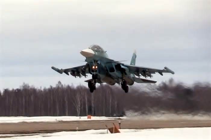 Rơi máy bay Nga liên tiếp ở vùng gần biên giới Ukraina