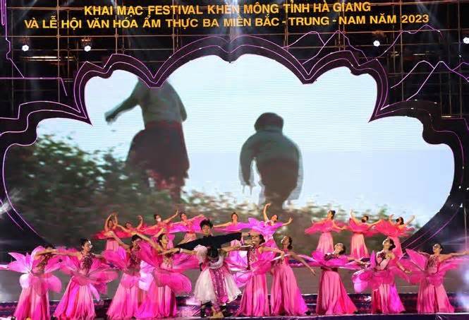 Khai mạc Festival Khèn Mông Hà Giang và Lễ hội ẩm thực 3 miền