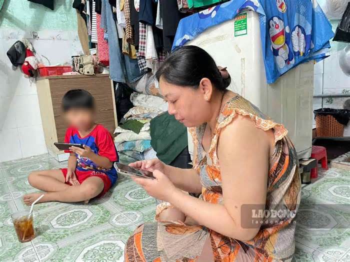 Tuyển sinh lớp 1 bị quá tải, công nhân lo con không được nhập học