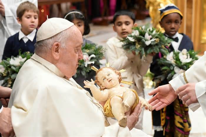 Giáo hoàng Francis kêu gọi hòa bình trong thông điệp Giáng sinh