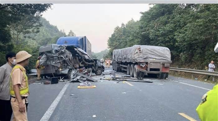 Bộ Công an chỉ đạo điều tra vụ tai nạn giao thông khiến 15 người thương vong ở Lạng Sơn
