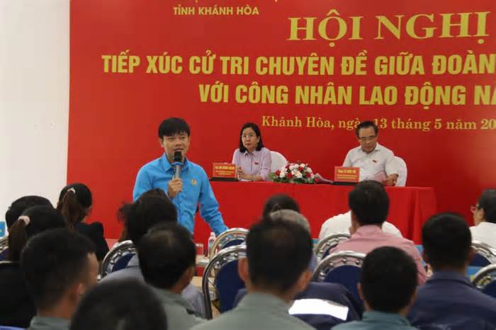 Vấn đề bảo hiểm xã hội làm nóng phiên tiếp xúc cử tri công nhân lao động Khánh Hòa