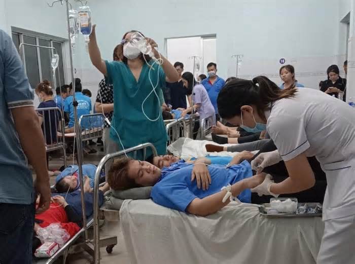Gần 100 công nhân ở Đồng Nai cấp cứu nghi ngộ độc thực phẩm