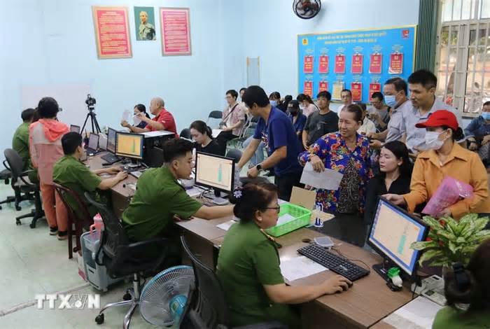 TP. Hồ Chí Minh: Tạo thuận lợi cho người dân đến đăng ký cấp Căn cước mới