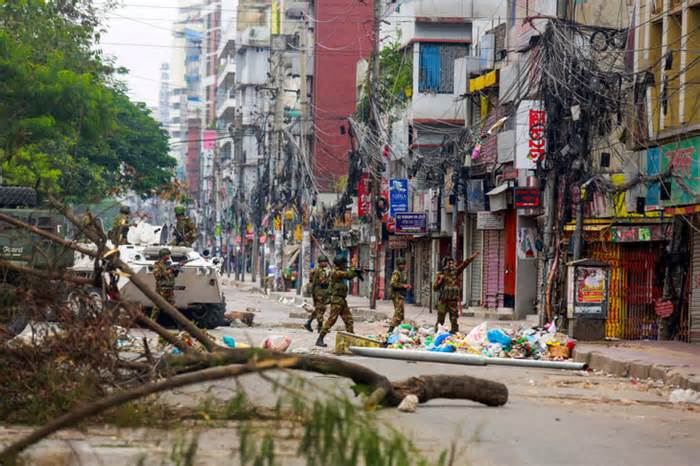 Bangladesh tạm bình lặng sau một tuần biểu tình đẫm máu