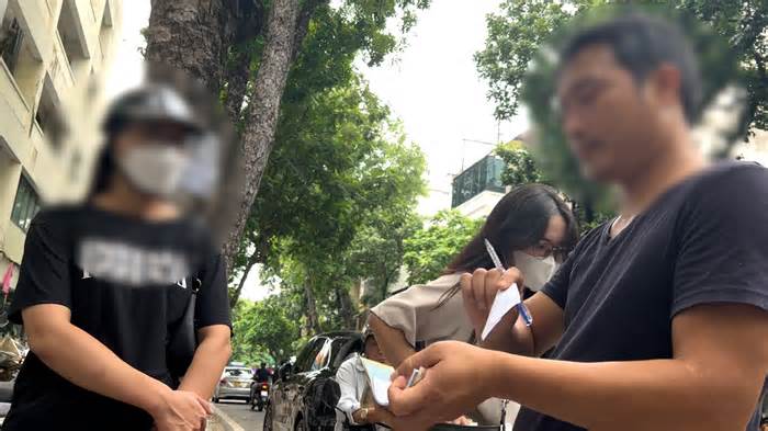 Ngang nhiên 'chặt chém' giá gửi xe tại cổng các bệnh viện tại Hà Nội