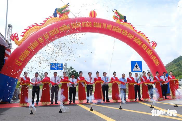 Khánh thành 2 tuyến giao thông quan trọng phía Đông tỉnh Gia Lai