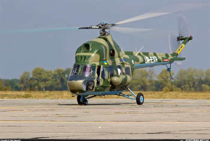 Trực thăng Mi-2 của Ukraine rơi khi huấn luyện, 2 người chết