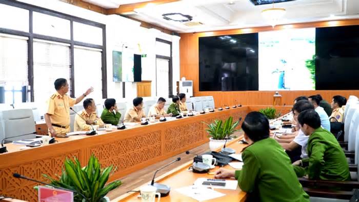 Huế chỉ đạo CSGT tỉnh tăng tuần tra tuyến cao tốc Cam Lộ - La Sơn
