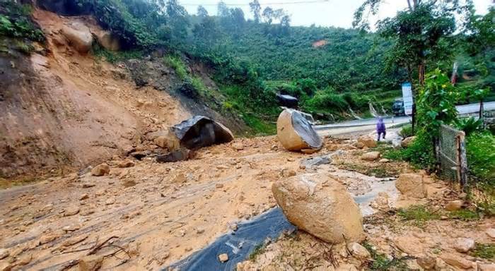 Chuyên gia: Bắc Bộ sắp đón đợt mưa lớn, nguy cơ lũ ống, ngập úng