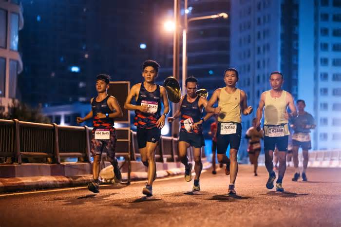 VnExpress Marathon Danang Midnight đóng đăng ký 42km hôm nay