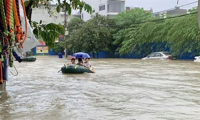 Thái Nguyên tiếp tục mưa lớn, hồ Núi Cốc xả lũ