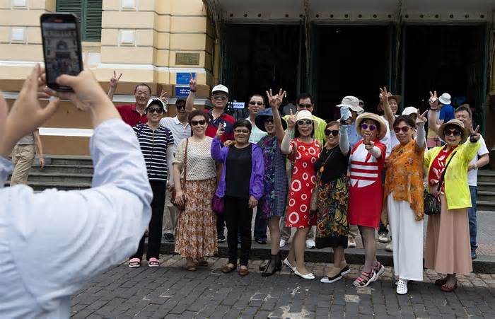 Lý do khiến khách Trung Quốc đến Việt Nam nhiều nhất tháng 5
