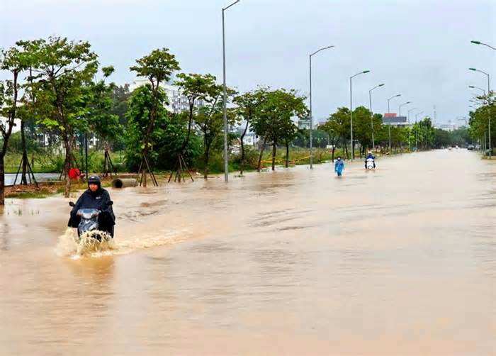Thừa Thiên Huế sẵn sàng sơ tán dân vùng nguy hiểm ứng phó mưa lũ