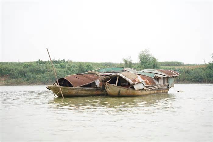 Khát vọng lên bờ của những người dân vạn chài sông Lam