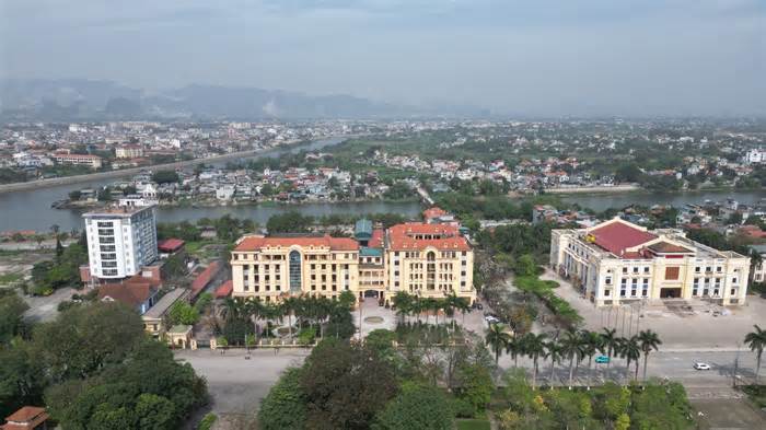 Bộ Chính trị, Ban Bí thư chỉ định Bí thư Tỉnh ủy sau sáp nhập