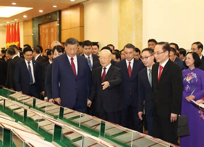 Việt Nam, Trung Quốc ký 36 văn bản hợp tác trong chuyến thăm của ông Tập Cận Bình