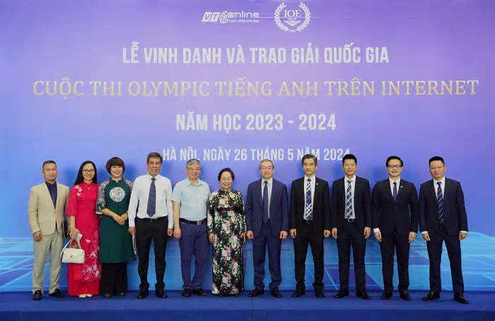 IOE: Vinh danh học sinh xuất sắc toàn quốc năm học 2023- 2024