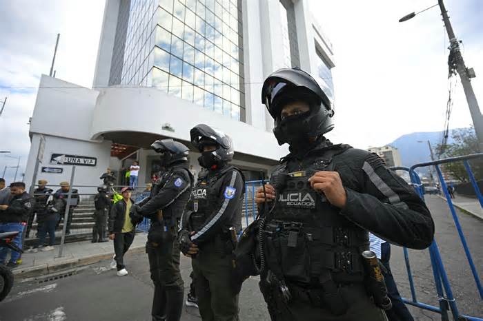 Tòa Ecuador phán quyết vụ đột kích sứ quán Mexico 'bất hợp pháp'