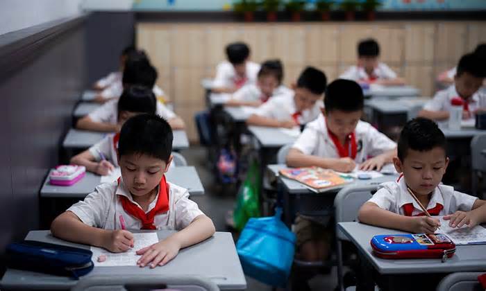 Đâm dao tại trường tiểu học ở Trung Quốc, hai người chết