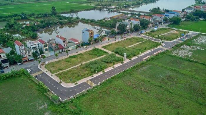 Hàng chục lô đất huyện ven Hà Nội sắp lên 'sàn đấu giá', khởi điểm thấp 5,3 triệu đồng/m2