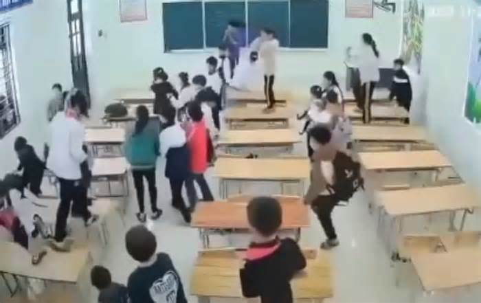 Cô giáo bị dồn vào góc tường, lăng mạ phân trần về video đuổi đánh học sinh