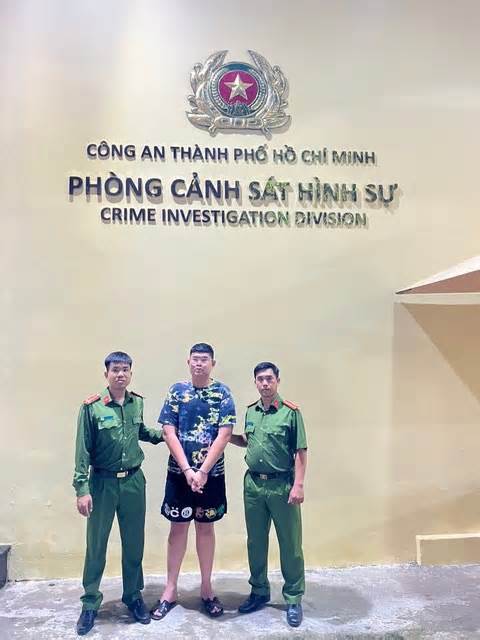Khởi tố, bắt tạm giam đồng phạm của trùm siêu xe Phan Công Khanh