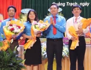 Ông Nguyễn Tiến Dũng trúng cử Chủ tịch Liên đoàn Lao động huyện Quảng Trạch khóa mới