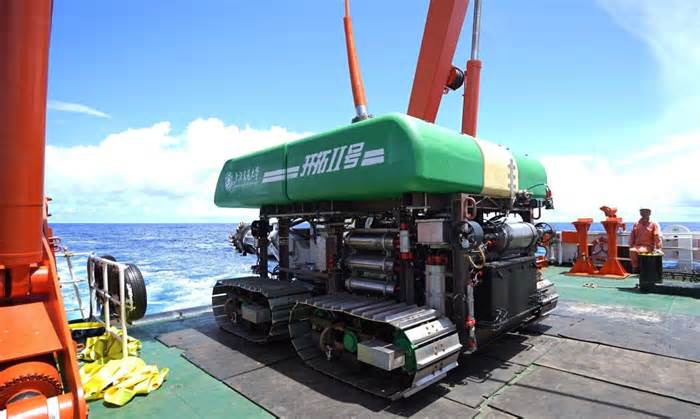 Trung Quốc thử nghiệm xe khai thác khoáng sản biển sâu