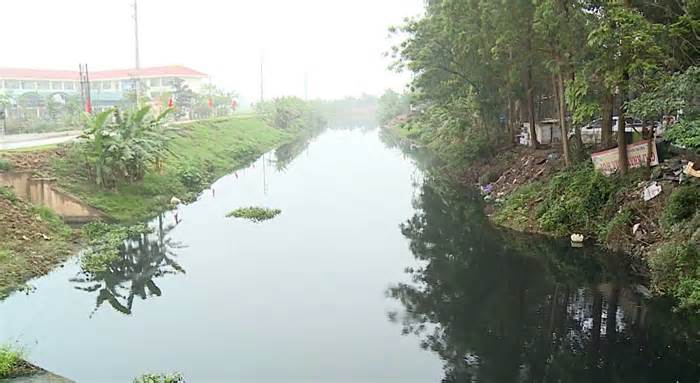 Bắc Ninh: Dòng kênh đen kịt vì nước thải từ làng nghề bún Khắc Niệm