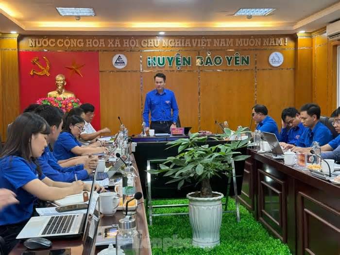 Trung ương Đoàn kiểm tra công tác Đoàn và Chiến dịch Thanh niên tình nguyện hè tại Lào Cai