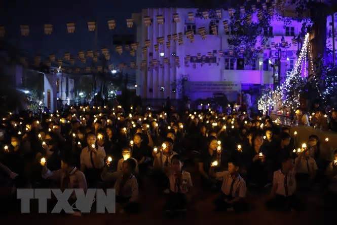 Cầu siêu tại Lào tưởng niệm 64 chiến sỹ hy sinh anh dũng bảo vệ Gạc Ma