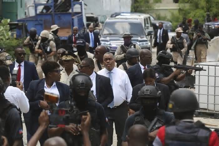 Thủ tướng Haiti bất ngờ bị tấn công bằng súng