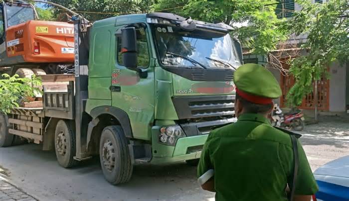 Sau phản ánh của Tiền Phong, nhiều xe quá tải ở Đà Nẵng bị xử phạt