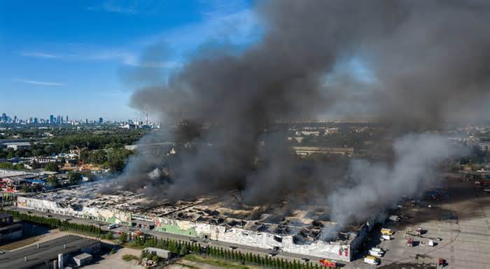 Kết quả điều tra sơ bộ vụ cháy hàng trăm quầy hàng người Việt ở trung tâm thương mại Ba Lan