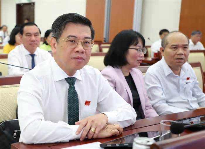 Giới thiệu ông Nguyễn Văn Dũng bầu làm Phó Chủ tịch HĐND TPHCM