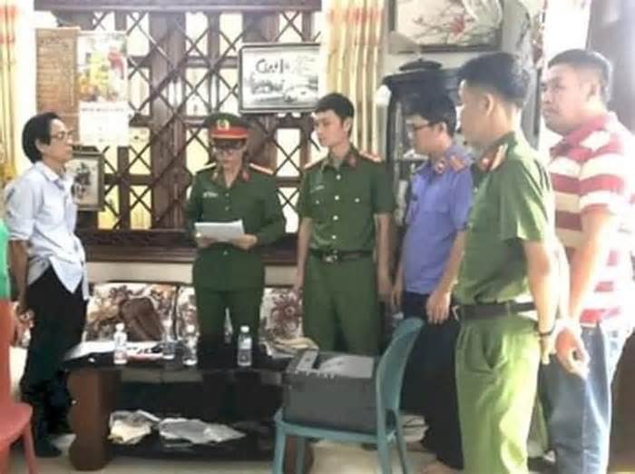Con trai cựu Tổng giám đốc Công ty cao su Đắk Lắk bị bắt về tội tham ô, rửa tiền