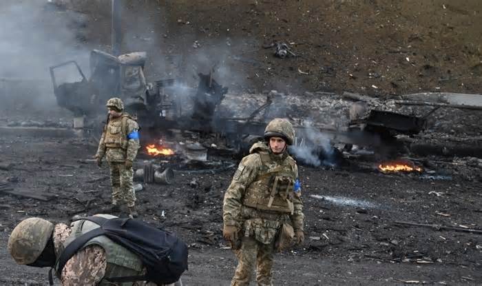 Mỹ lo ngại về tình hình 'cực kỳ khó khăn' ở tiền tuyến Ukraine, NATO chi tiêu quân sự kỷ lục