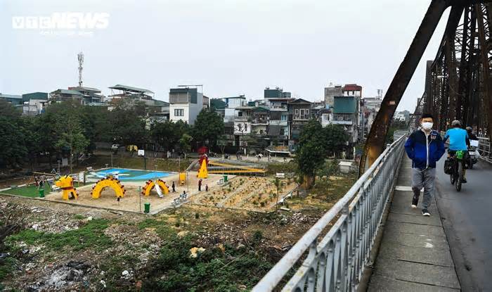 'Hồi sinh' bãi rác thành Công viên rừng giữa lòng Hà Nội